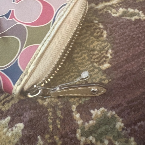 Coach Wallet - Picture 4 of 6